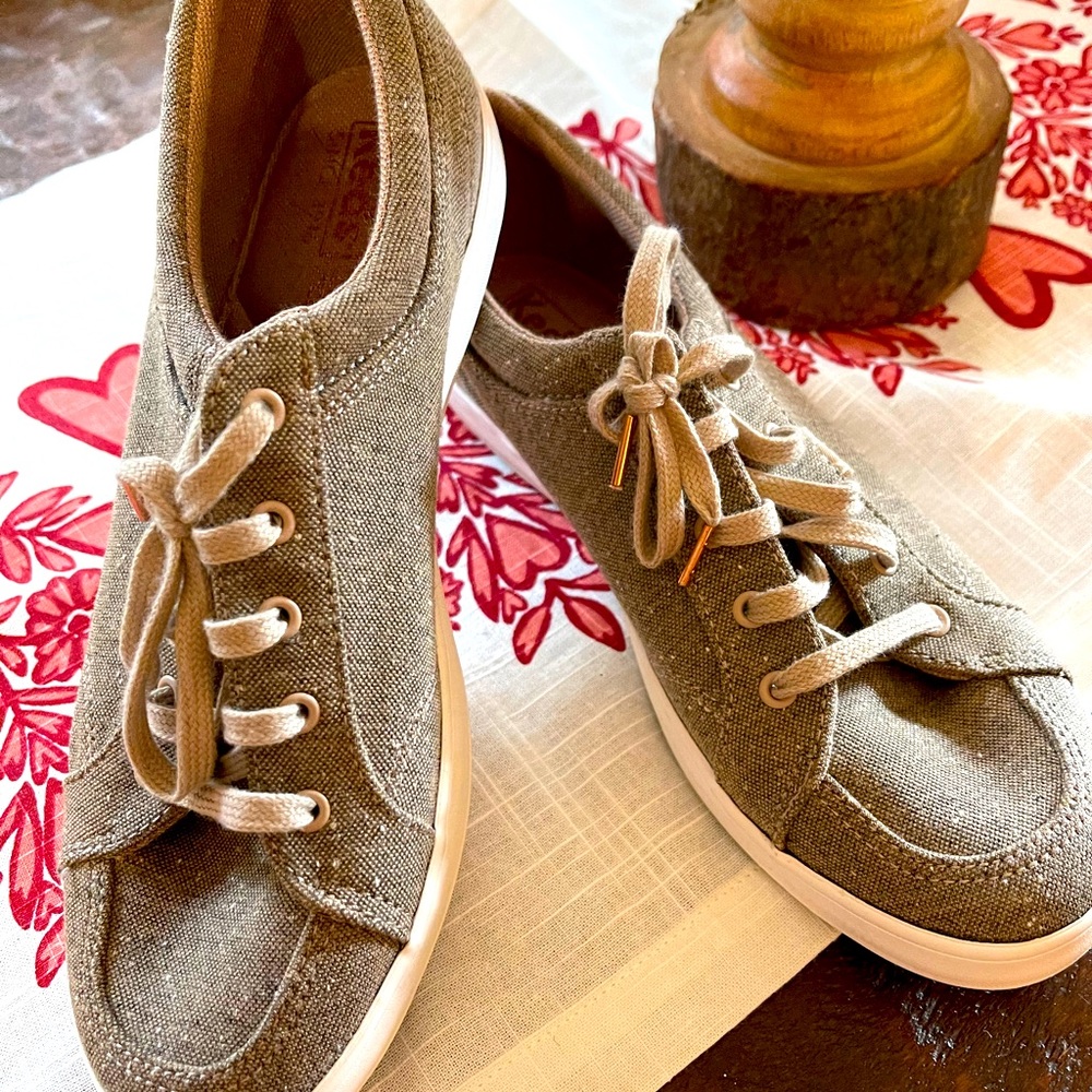 KEDS Dream Foam Sneakers